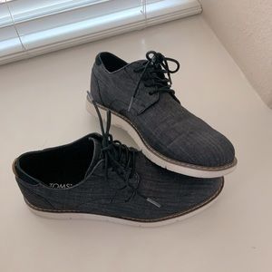 Mens shoes